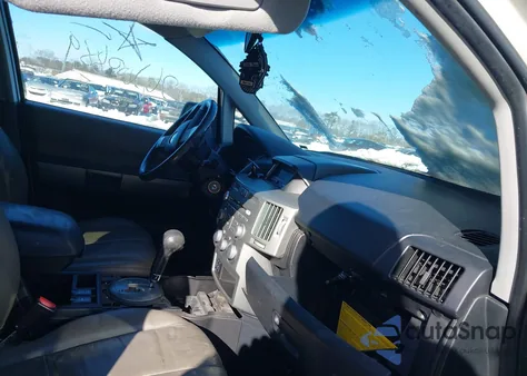 2004 Mitsubishi Endeavor Xls z USA, uszkodzony, nr VIN 4A4MN31S04E013935